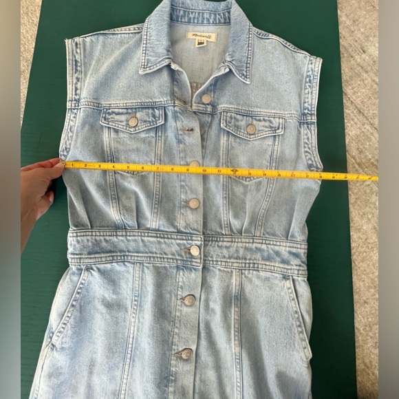 Madewell Denim Cap-Sleeve Shirtdress in Aquino Wash Size 4 Button-Down - Picture 8 of 12